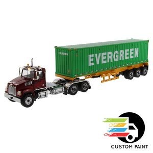 1:50 Western Star 4700 SFFA Tandem Day Cab + 40' Skelatal Trailer & Dry Sea Container - Evergreen